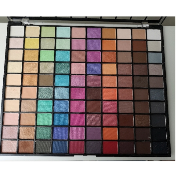e.l.f. eye shadow bundle 3 palettes - Picture 3 of 10
